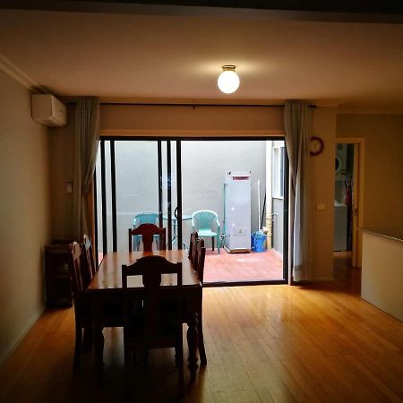 メルボルン Moonee Valley Viewsアパートホテル エクステリア 写真